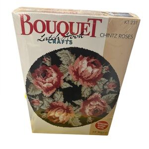 Bouquet Latch Hook Kit with Roses